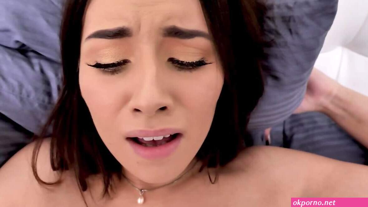 Aria Lee is making sweet facial expressions during sex