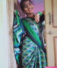 images of female removing pattu saree naked