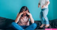télécharger une fille contre 3 homme
