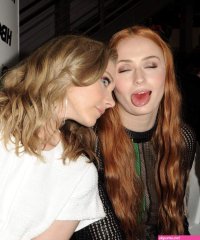 maisie williams sophie turner and natalie dormer sexy