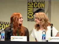 maisie williams sophie turner and natalie dormer sexy
