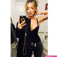 rita ora selfies