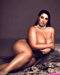 plus size nude models