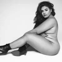 plus size nude models