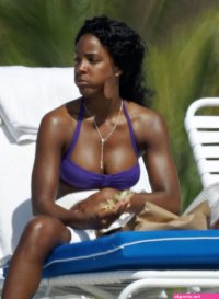 Kelly Rowland nude, naked