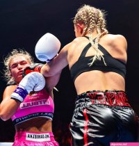 Boxer Daniella Hemsley Flashes The Crowd After Her First Boxing Win NSFW