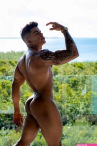 bubble butt Archives