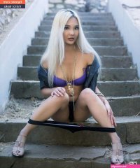 Codemiko aka Youneh Nude Leaks OnlyFans
