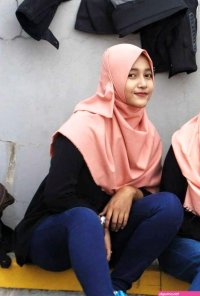 Jilbab bugil sange colmek