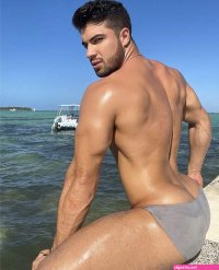 kenneth in the 212: Speedo Sunday