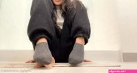 Emmalvx Asian Chick Takes Off Her Cloths And Bounces On a Dildo Onlyfans Video