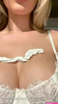 Daisy Keech Fully Naked Creamy Video