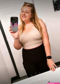 chubby slutwife exposed