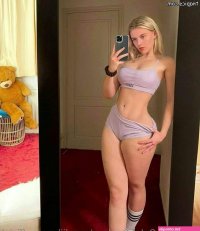 Vera Dijkmans Nude