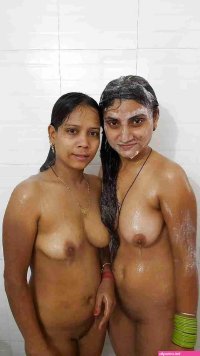 Desi sluts nude pics to excite your sex mood