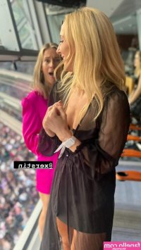 Nikki Glaser nikkiglaser Nude Leaked