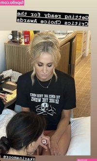 Nikki Glaser nikkiglaser Nude Leaked