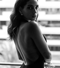 Naked adria arjona