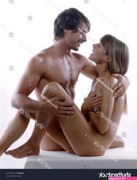 Naked Man Woman Hugging Foto stock 1587855565