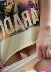 cameltoe candid