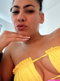 Luci Santana OnlyFans leak 2.3 Gb Porn video blog