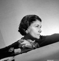 . Gabrielle Bonheur Coco Chanel: arinalebrun