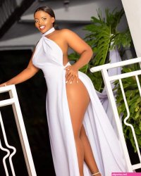 Njoki Murira looks beautiful parading her thighs