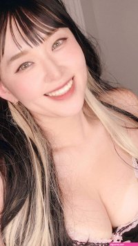 Maple.oh Nude OnlyFans Leaks