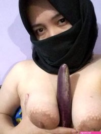 Sotwe jilbab bugil
