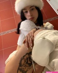 selfishara Nude Leaks OnlyFans