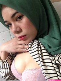 Stw hijab bugil