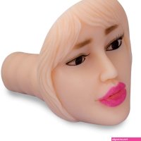 Exquisite kiss sucking face