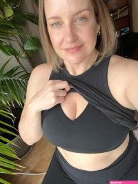 OnlyFans – 🥵 Avril Showers / @avrilshowersvip 🥵 image 11