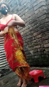Shower scene of Bangladeshi village girl akhi looking beautiful with sexy dress. Teen hot girl is bathing in the bathroo watch online