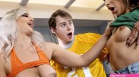 London River in Mom Throws A Football Party!