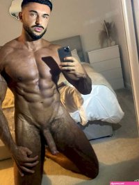 The SEXIEST Men on INSTAGRAM