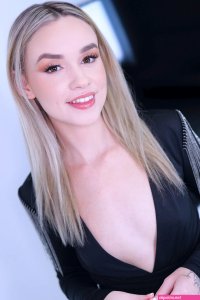 Khloe Kingsley Returns To Amateur Allure To Give Head Get Fucked And Swallow More Cum