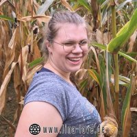 Risky Sex Chubby Teen Fucked in Cornfield and got Caught: Amateur Amateur Porn