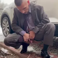Çorap iadam yapay penis oyuncak kullanarak araba seks var