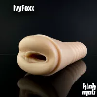 IvyFoxx DeepStroke