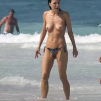 Jaime Murray NUDE Sex Scenes and Paparazzi Shots
