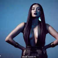 Shay Mitchell