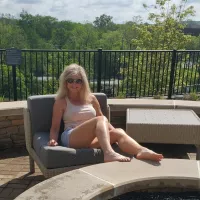 Reba Fitnice: Hot Ageless MILF OnlyFans Review
