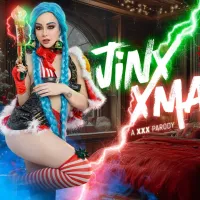 Vrcosplayx Alessa Savage as Jinx is Absolutely Desperate to Empty Santas Sack and Suck His Candy Cane: VR Porn