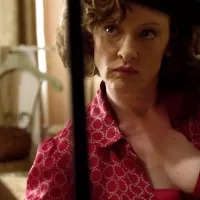 See the Hottest Joan Cusack Sexy Scenes