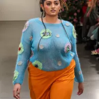 Big boobs are back in fashion as models bare sensational curves on catwalk