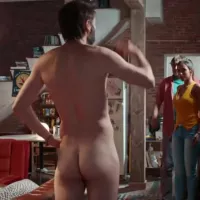 CFNM CMNM PUBLIC: Walks out naked