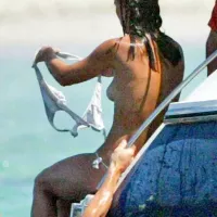 Pippa Middleton Nude Bikini Pics from Caribbean Islands