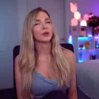 Bebahan AKA Hannah Hot Youtuber Playing Freshwomen Sex Game Streaming Video