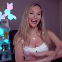 Bebahan AKA Hannah Famous Youtuber Reacting To Sex Clips Video